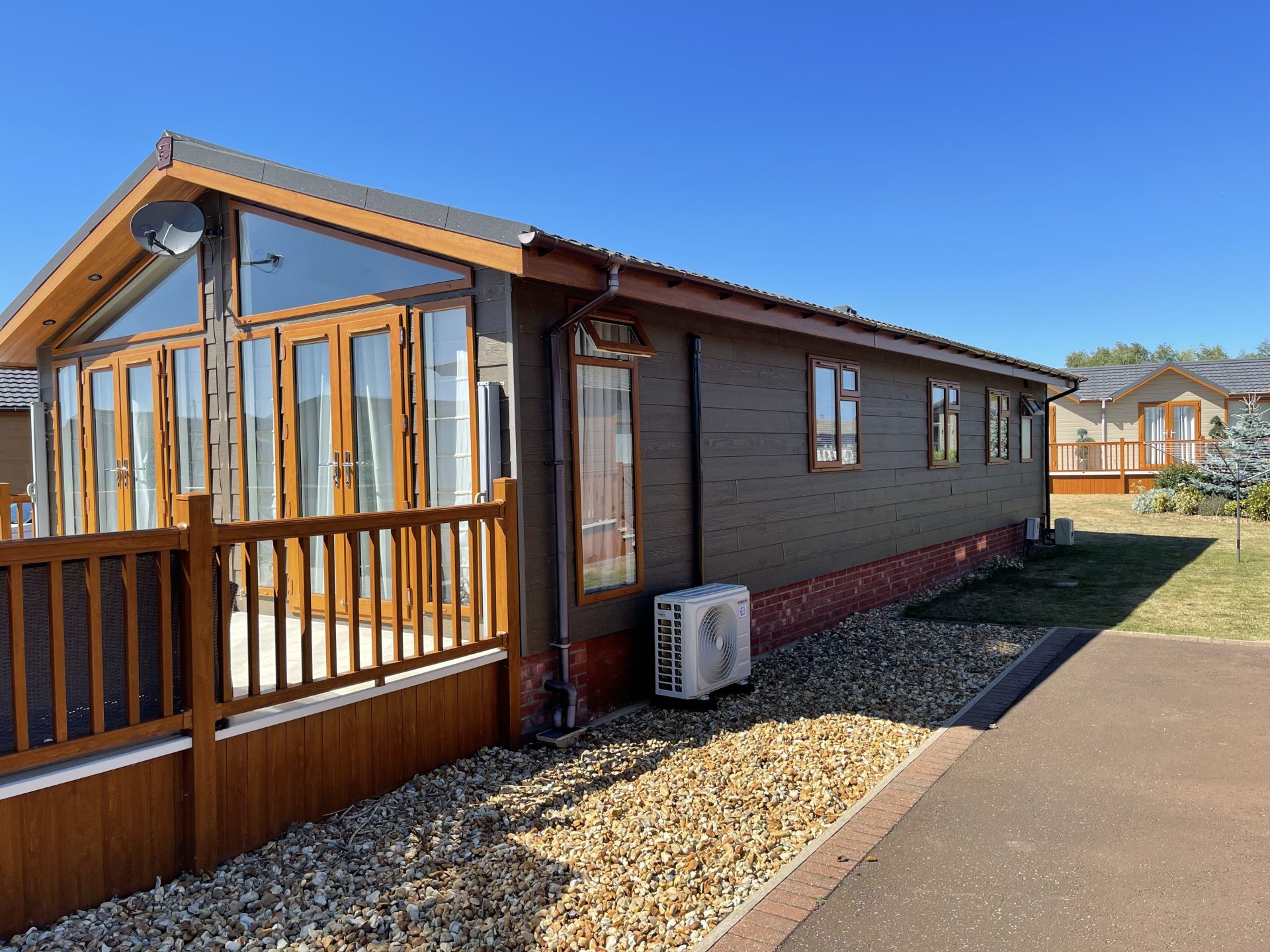 Air Conditioning for Lodges, Mobile Offices &amp; Caravans